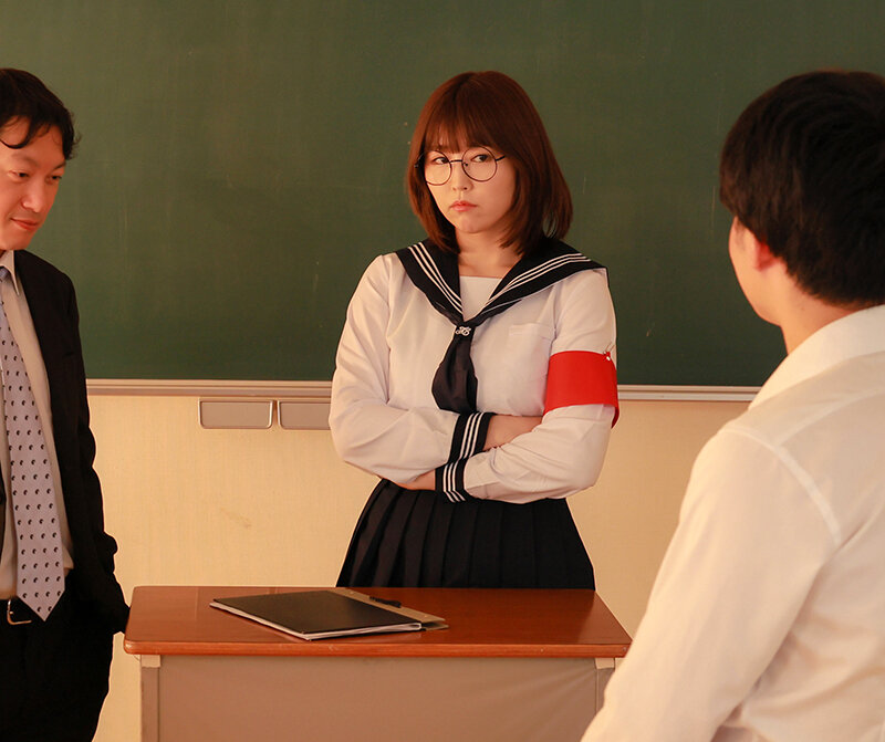 先生に呼び出しを喰らう。おしゃぶり早抜き学級委員長 松本菜奈実